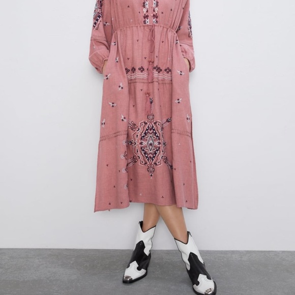 Zara Dress - Picture 2 of 12